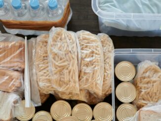 Residui di plastica pericolosi si celano in alimenti e cosmetici